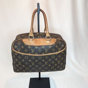 LOUIS VUITTON Authentic Vintage Monogram Deauville